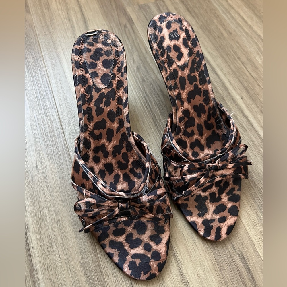 Zara Kitten Heel in Leopard